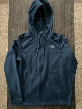 The North Face Women’s Full-Zip Hooded jacket.